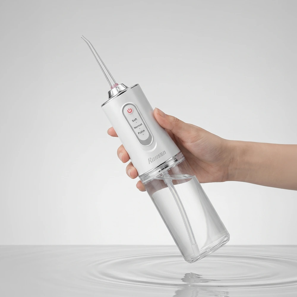 [란센] 클린픽 휴대용 구강세정기 HL18650(업체별도 무료배송)